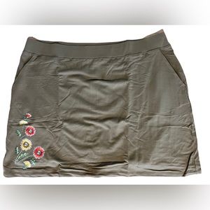 French Terry Stretch Skort w/ Embroidery 2X ~ Denim & Co A354169 Olive